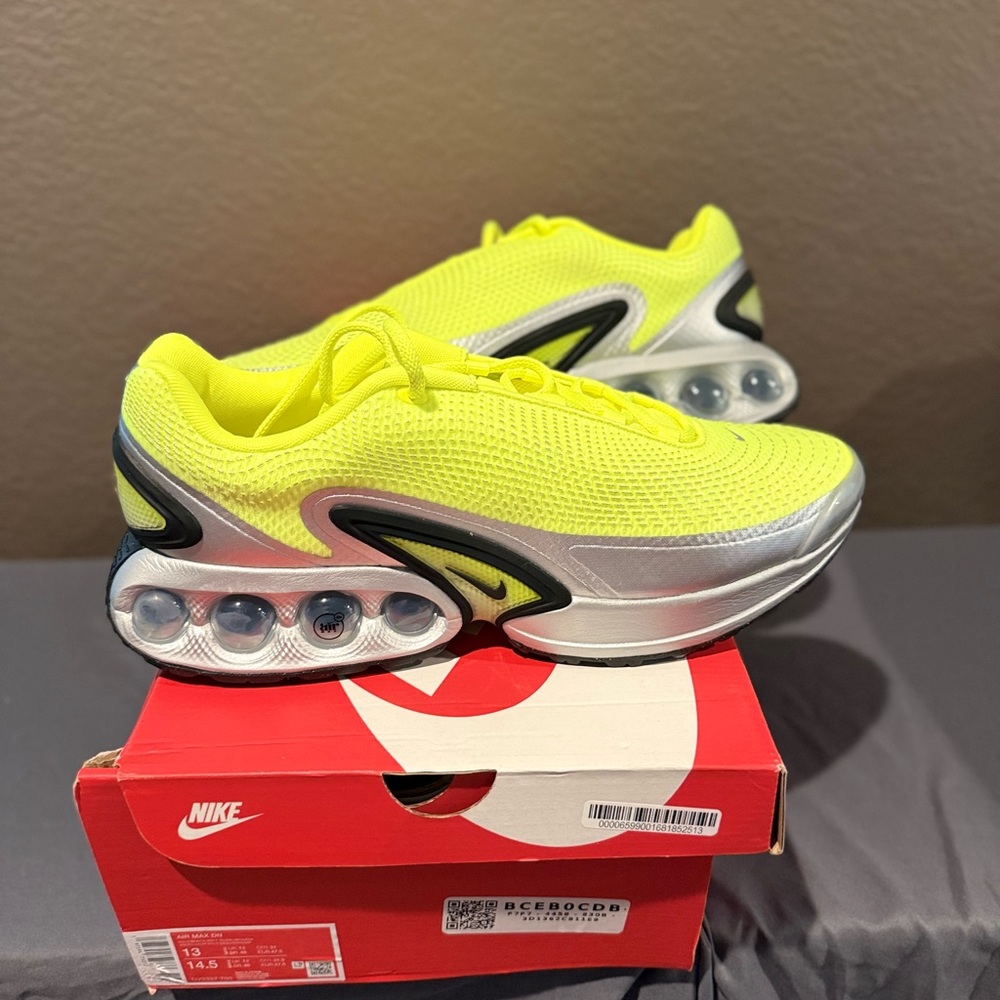 NEW Nike Air Max DN Volt Glow/Volt/Black Shoes Mens Size 13